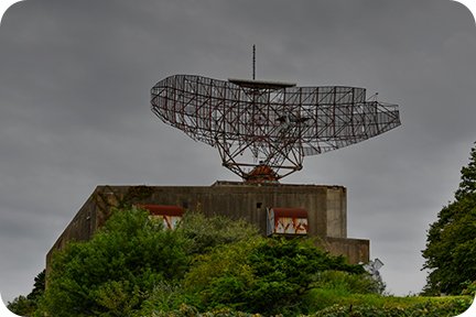 Fresh information can be beamed and played, crew remains upto date